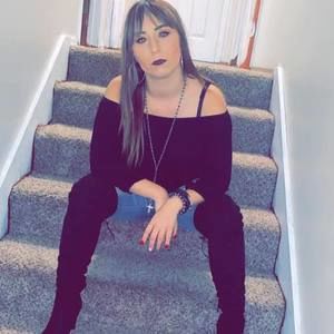 Meet your Posher, Alyssa